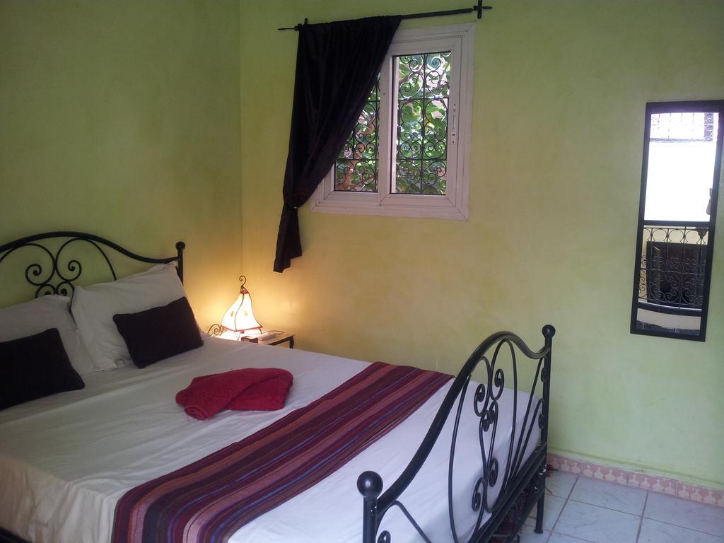 Riad Les Portes De La Medina Маракеш Стая снимка