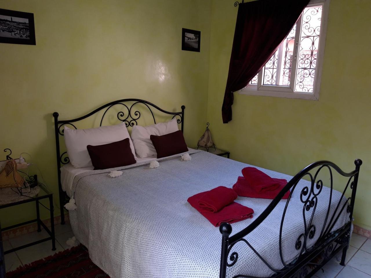 Riad Les Portes De La Medina Маракеш Екстериор снимка